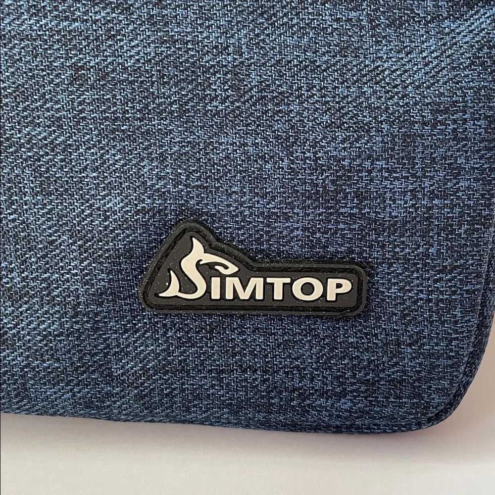 NWT Navy Blue Men's Laptop or iPad Sleeve.